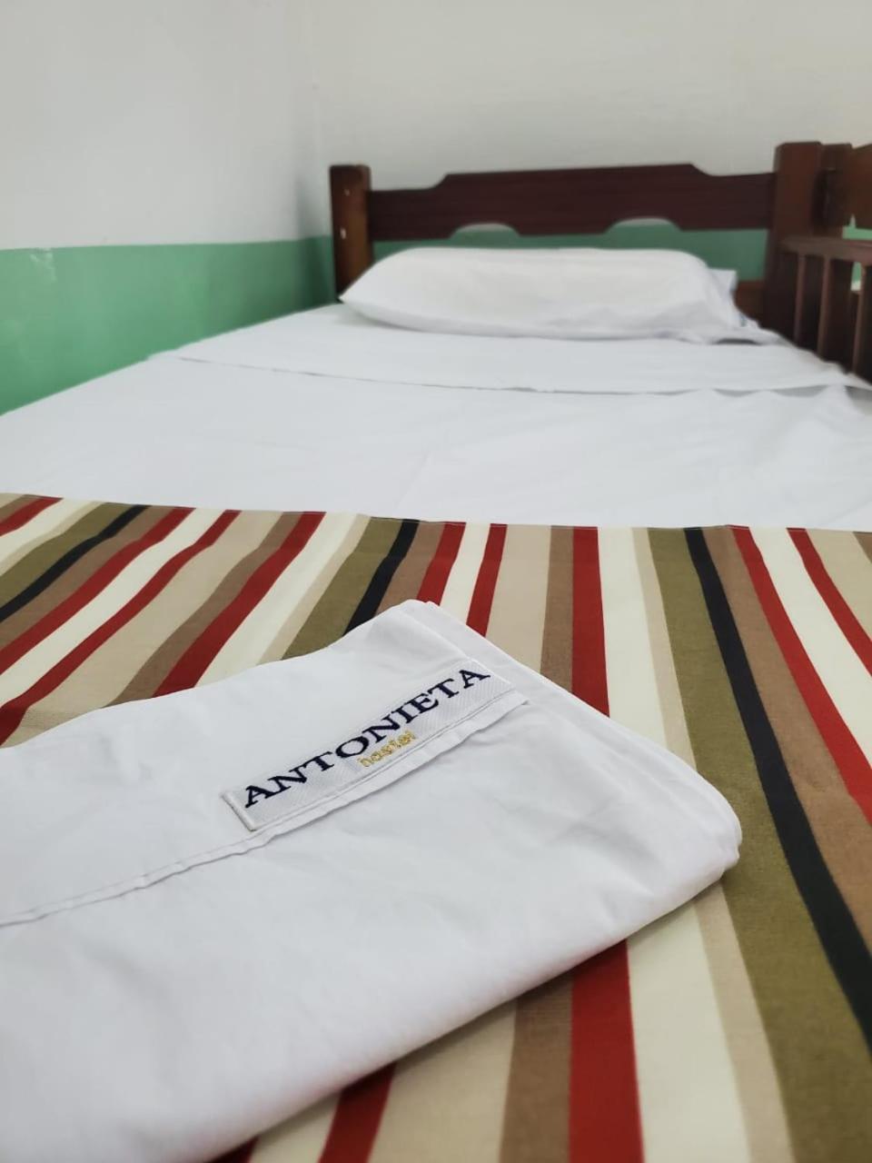 Antonieta Hostel E Bistro Belem  Phòng bức ảnh